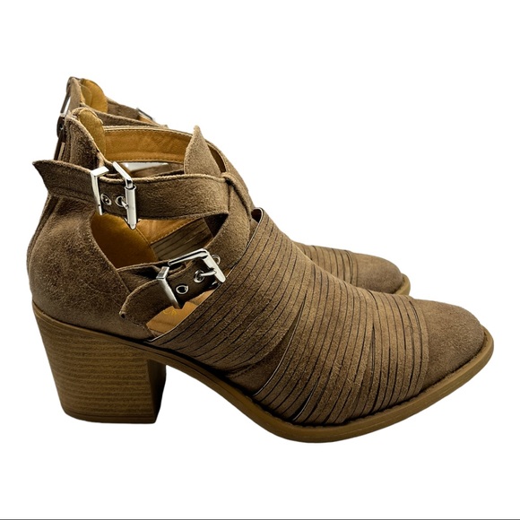 Altar'd State Shoes - Altar'd State women US 9 strappy brown vegan leather ankle booties with buckles